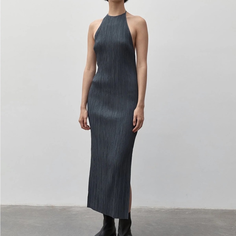 St.Agni XS PLEATED HALTER DRESS - CHARCOAL